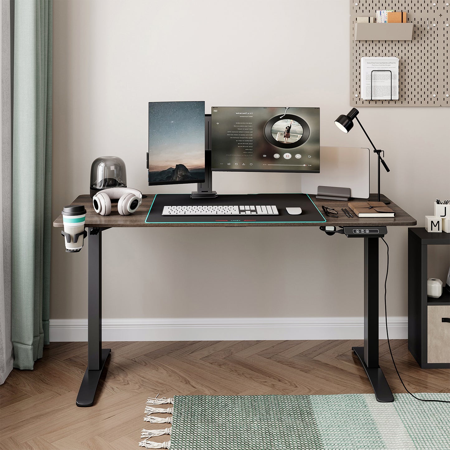Height Adjustable Standing Desk – Sleek & Sturdy Design